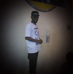 Meet your Posher, Derrick